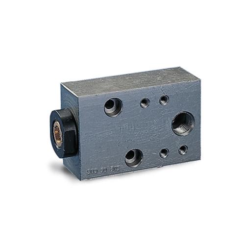 Used on single acting actuators and provides corrosion protection of the actuator spring chamber.
